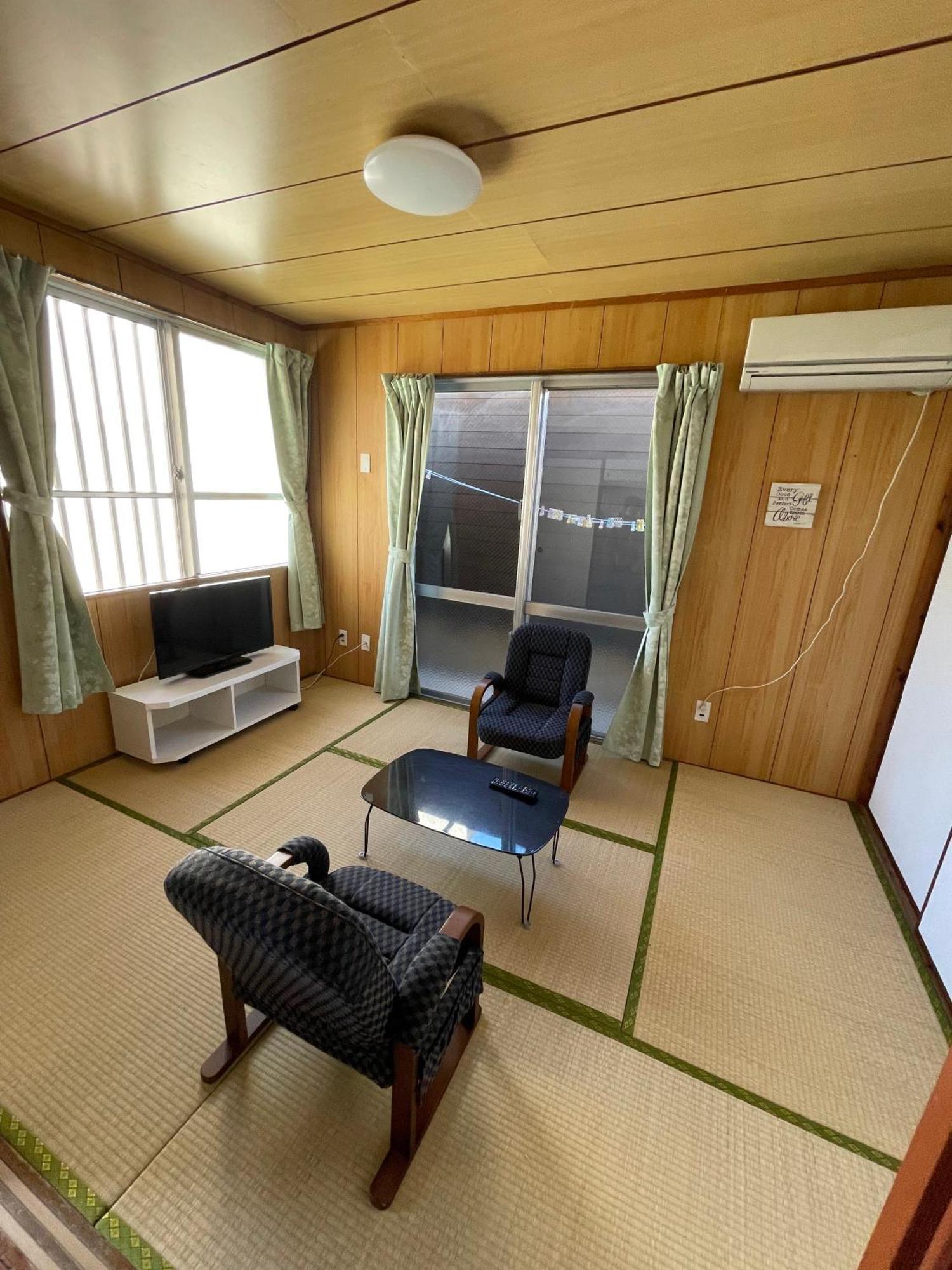 Miyagi Apartment Tomari Наха Номер фото