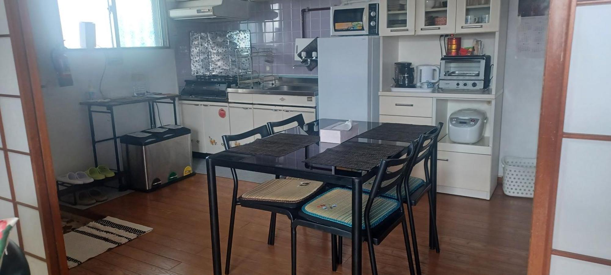 Miyagi Apartment Tomari Наха Экстерьер фото