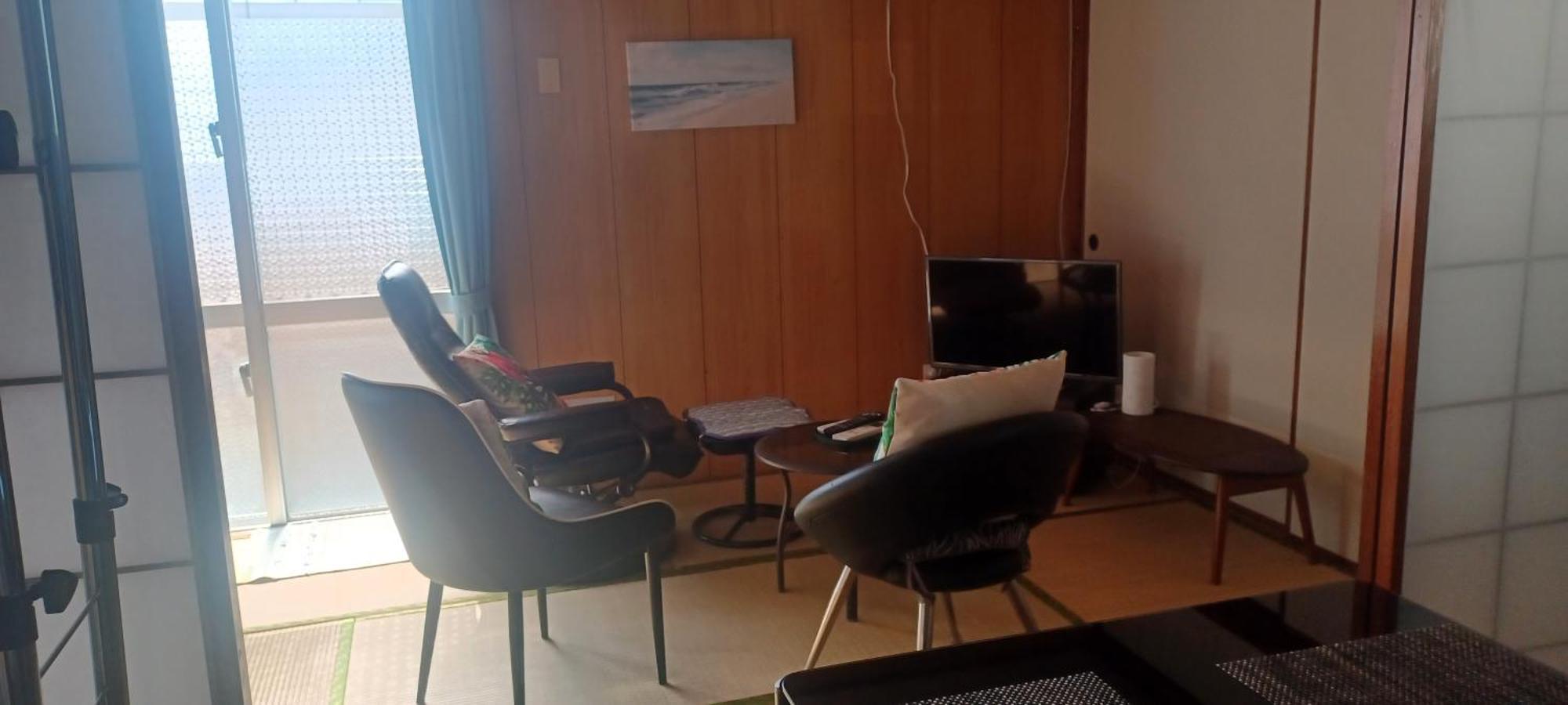 Miyagi Apartment Tomari Наха Экстерьер фото